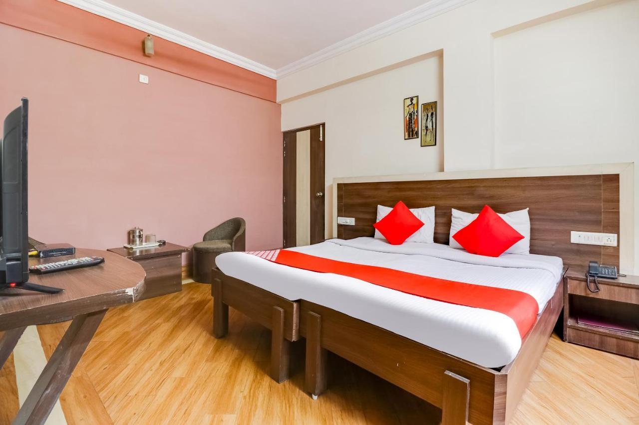 Oyo 71149 Jeet Residency Rewa Екстер'єр фото