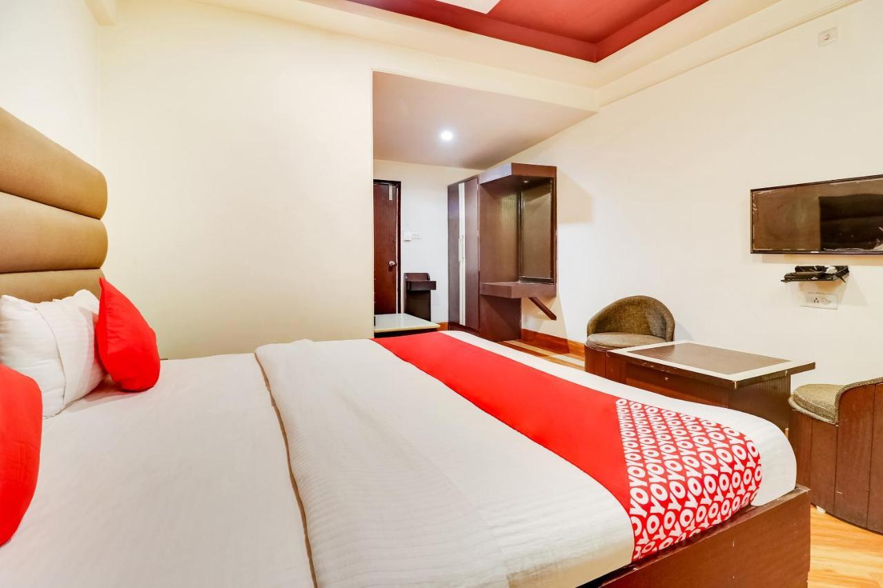 Oyo 71149 Jeet Residency Rewa Екстер'єр фото