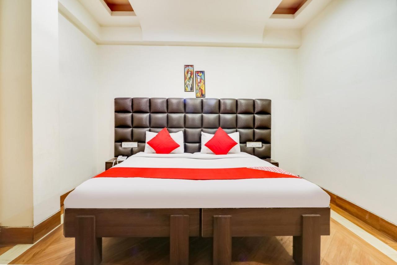 Oyo 71149 Jeet Residency Rewa Екстер'єр фото