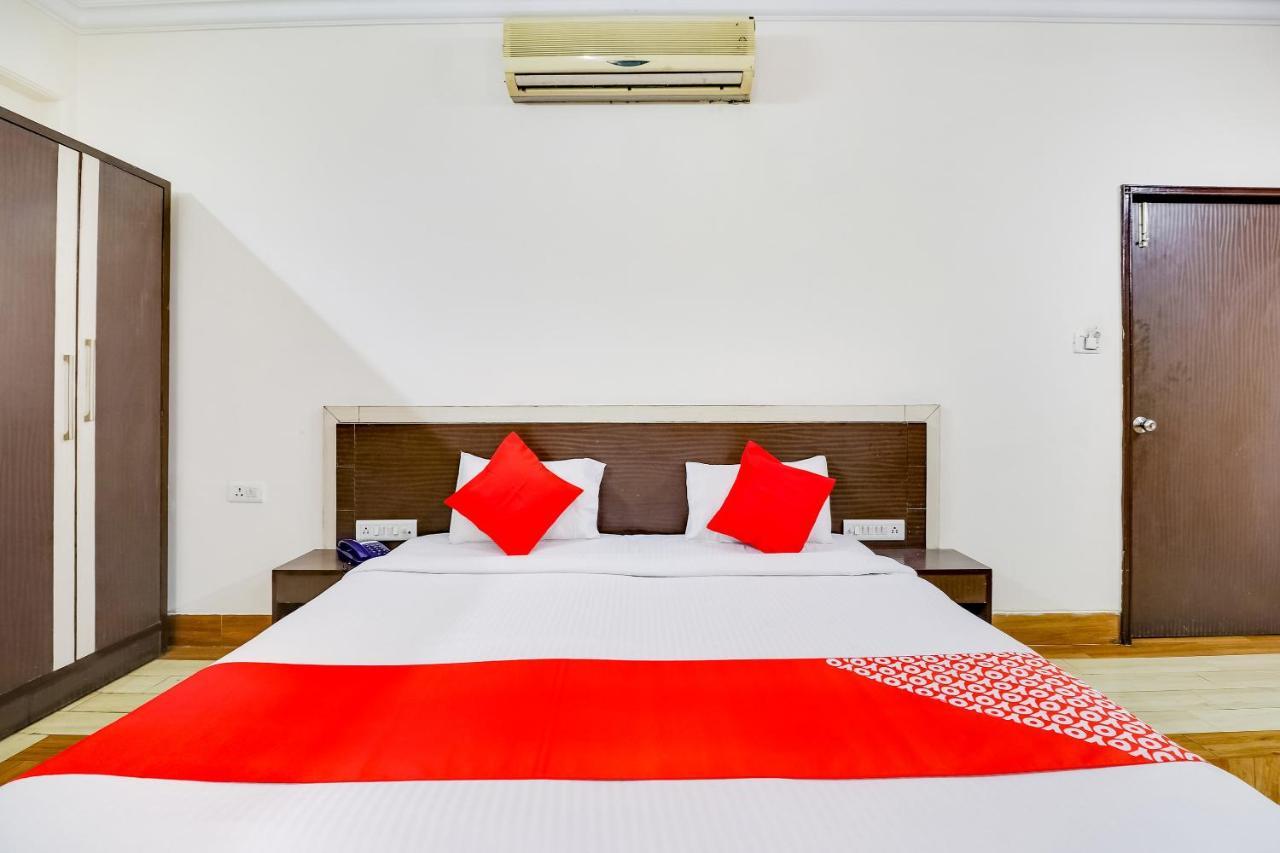 Oyo 71149 Jeet Residency Rewa Екстер'єр фото