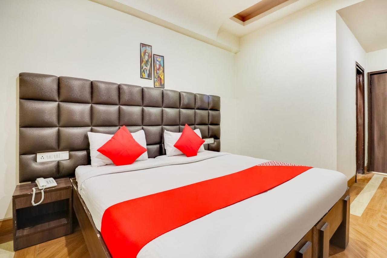 Oyo 71149 Jeet Residency Rewa Екстер'єр фото